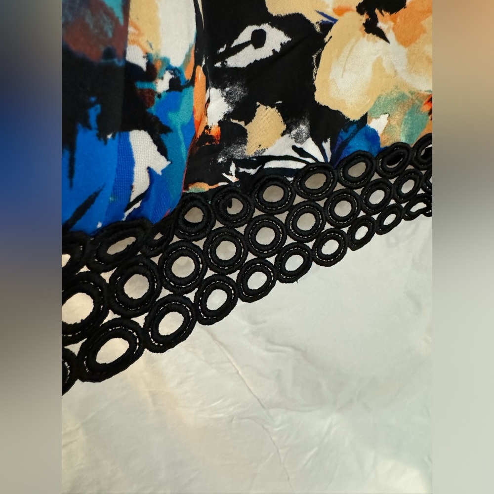 Floral Pattern With Patchwork Eyelet Hem Dress - image 3